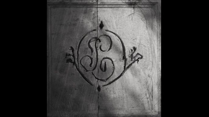 Peso Pluma y Tito Double P lanzan tema explosivo, acompañados de una guapa actriz