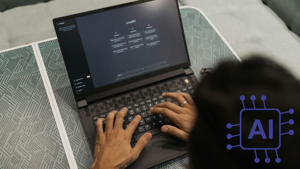 ChatGPT permite activar la opción de personalización para adaptar las respuestas según la profesión, estilo de comunicación y necesidades del usuario.