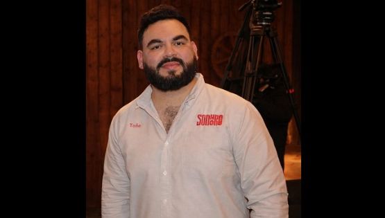 Toño Zepeda destaca con dos nominaciones en Premio Lo Nuestro