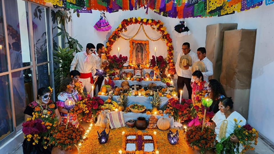 Ofrenda de día de muertos dedicada a las almas de quienes fallecieron de manera trágica o violenta.