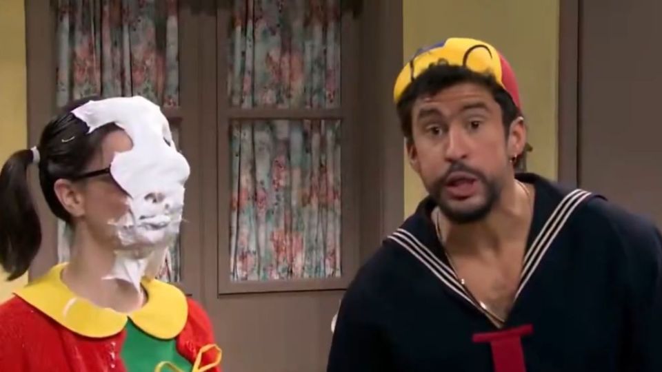 No es la primera vez que Bad Bunny muestra su fanatismo por la obra de Chespirito