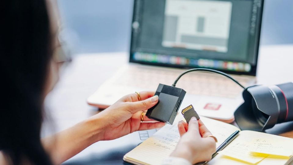 ¿Cómo recuperar y reparar tarjetas SD dañadas y no perder tus datos?