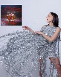 Foto descriptiva de: Majo Aguilar estrena su primer tema de banda