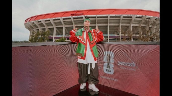Santa Fe Klan se une al desfile de celebración del fútbol